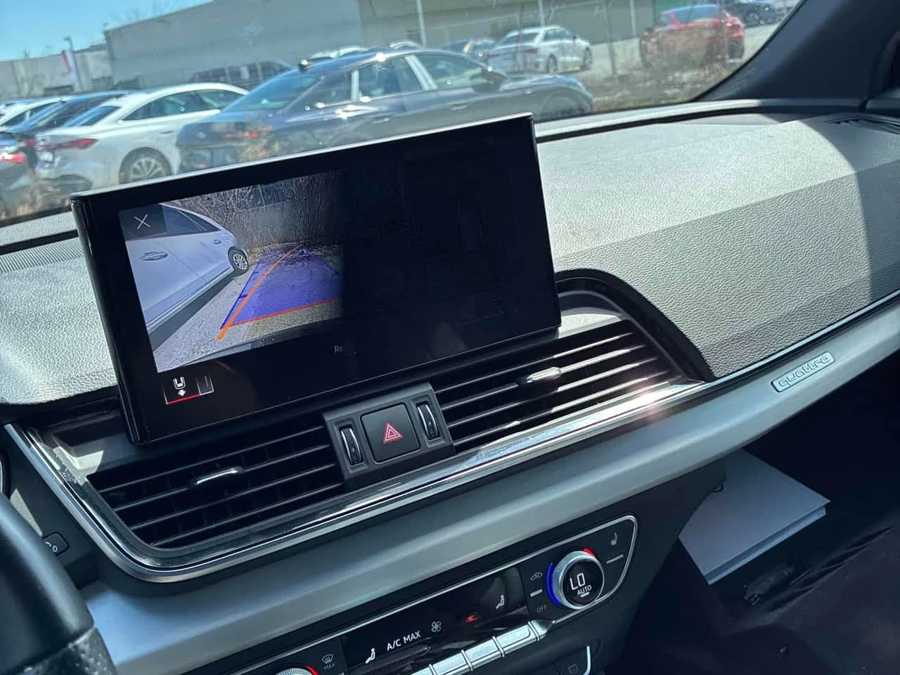 Audi Q5 * Progressiv * CARFAX * ���� �� �� | Mobile.bg � ����������� 11