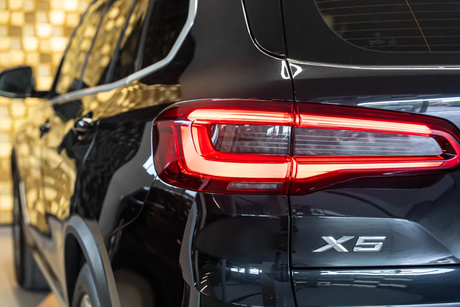 BMW X5 3.0d xDrive, снимка 6 - Автомобили и джипове - 54287639