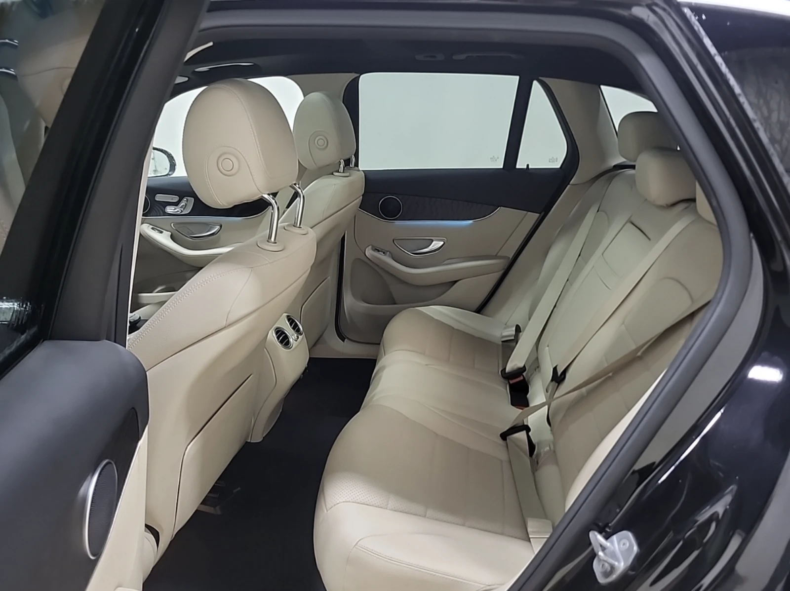 Mercedes-Benz GLC 300 2019 Mercedes-Benz GLC 300, снимка 10 - Автомобили и джипове - 54605162