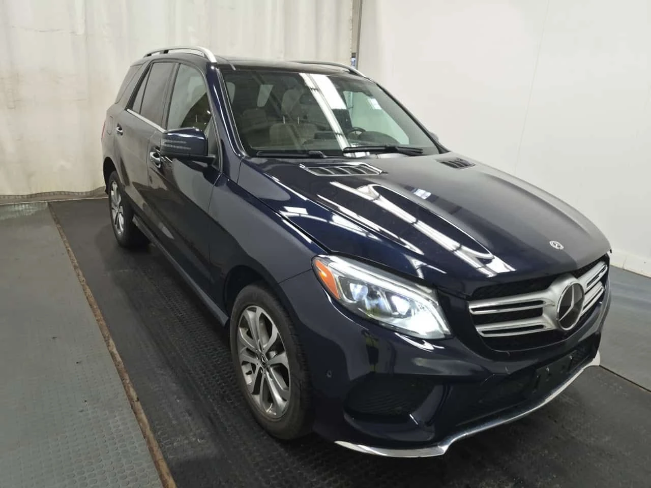 Mercedes-Benz GLE 400 ��������� * 360 * H/K * PANO * �������� | Mobile.bg � ����������� 2