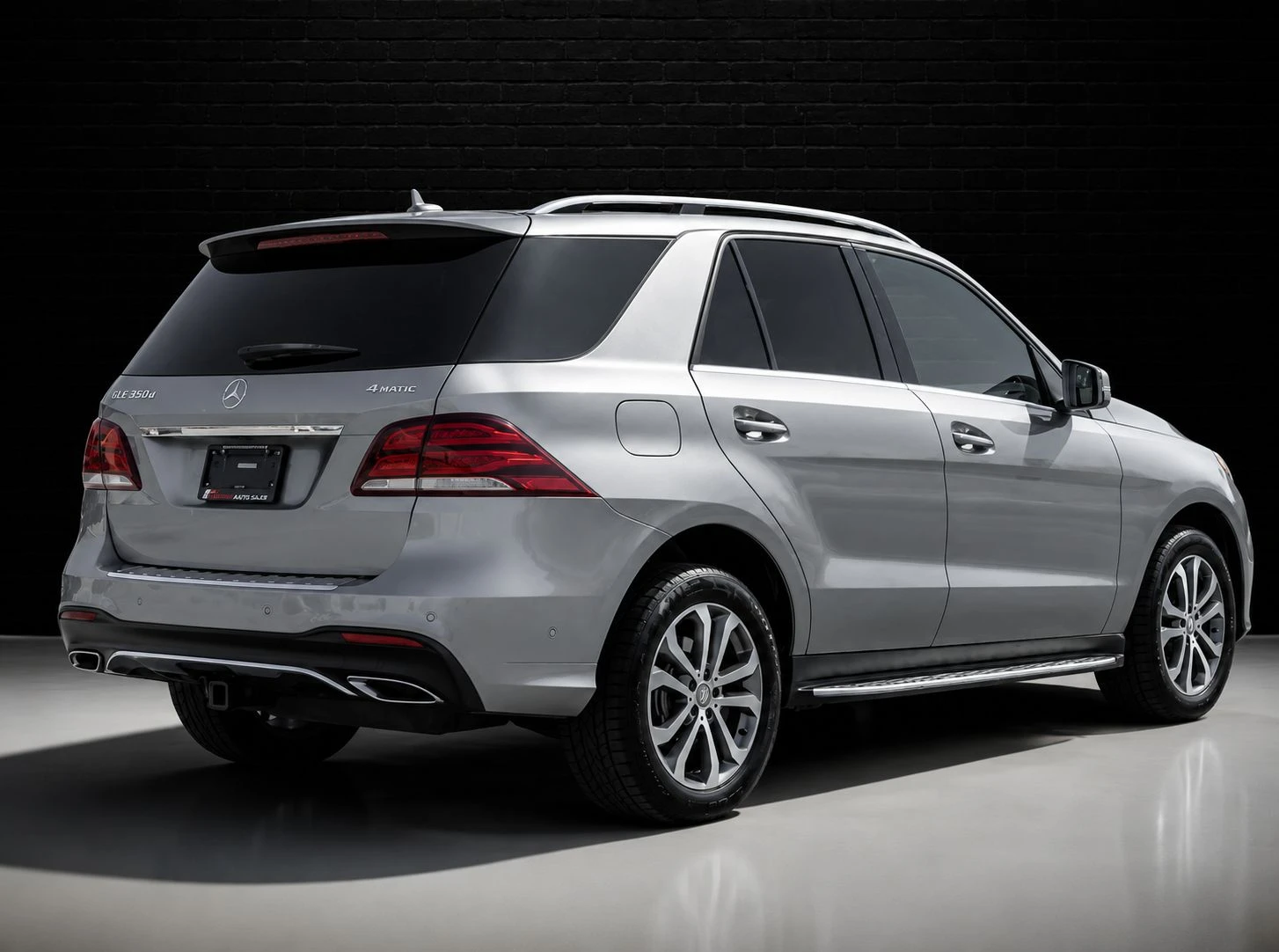 Mercedes-Benz GLE 350 Панорама / Harman Kardon, снимка 3 - Автомобили и джипове - 54999055