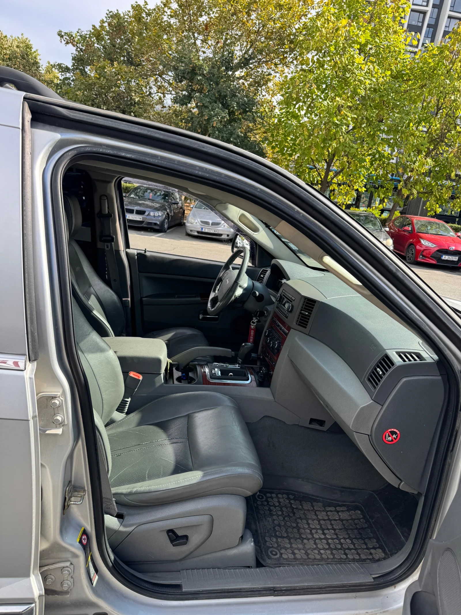 Jeep Grand cherokee 3.0 CRD limited , снимка 9 - Автомобили и джипове - 56225316