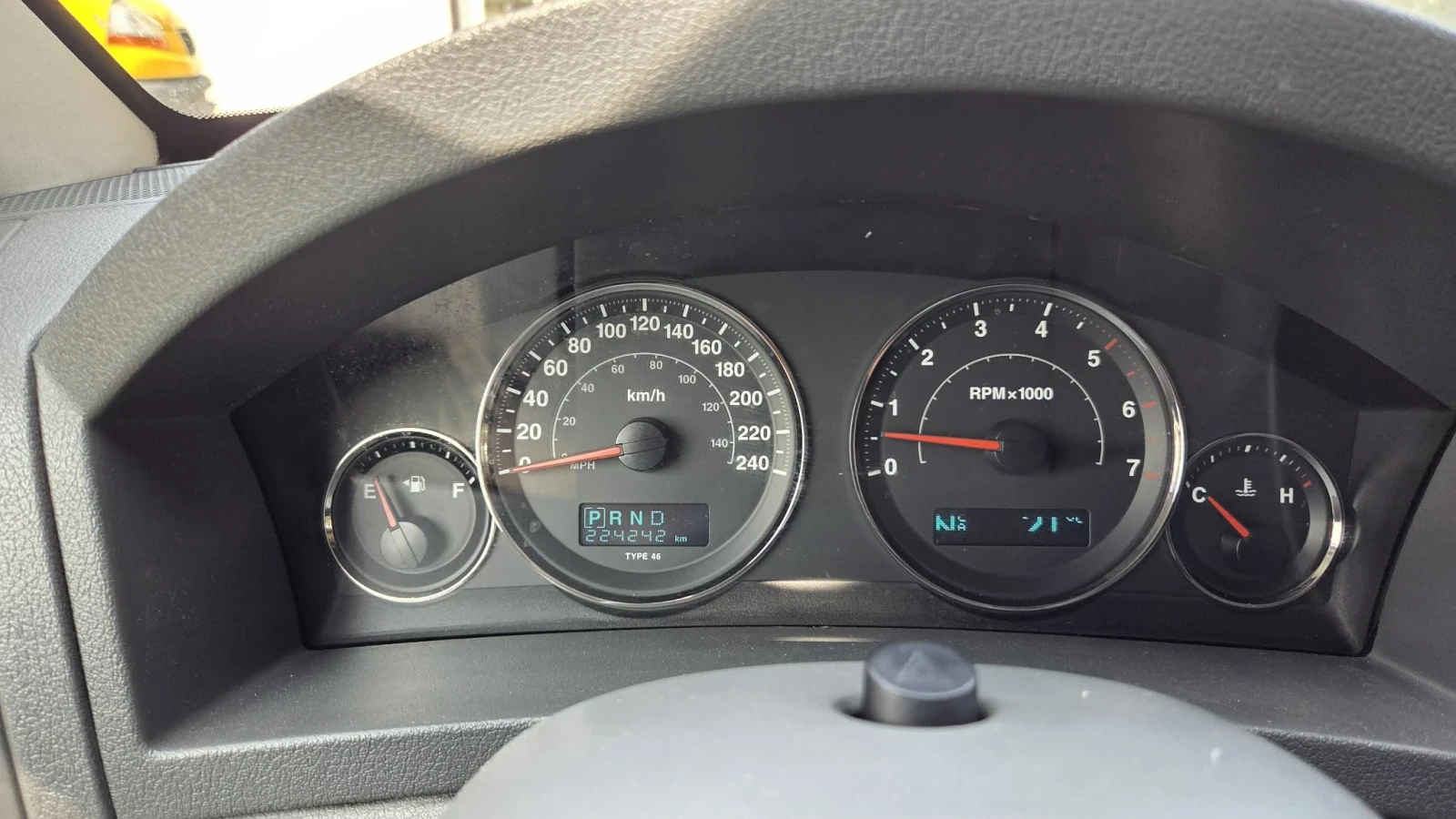 Jeep Grand cherokee, снимка 9 - Автомобили и джипове - 55684932