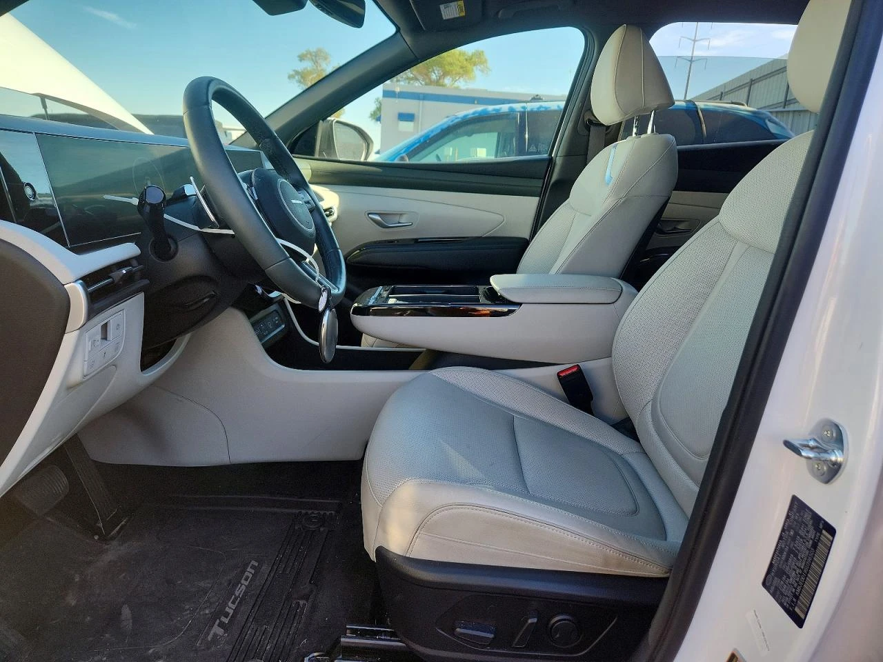 Hyundai Tucson 1.6l Limited, снимка 7 - Автомобили и джипове - 56107332