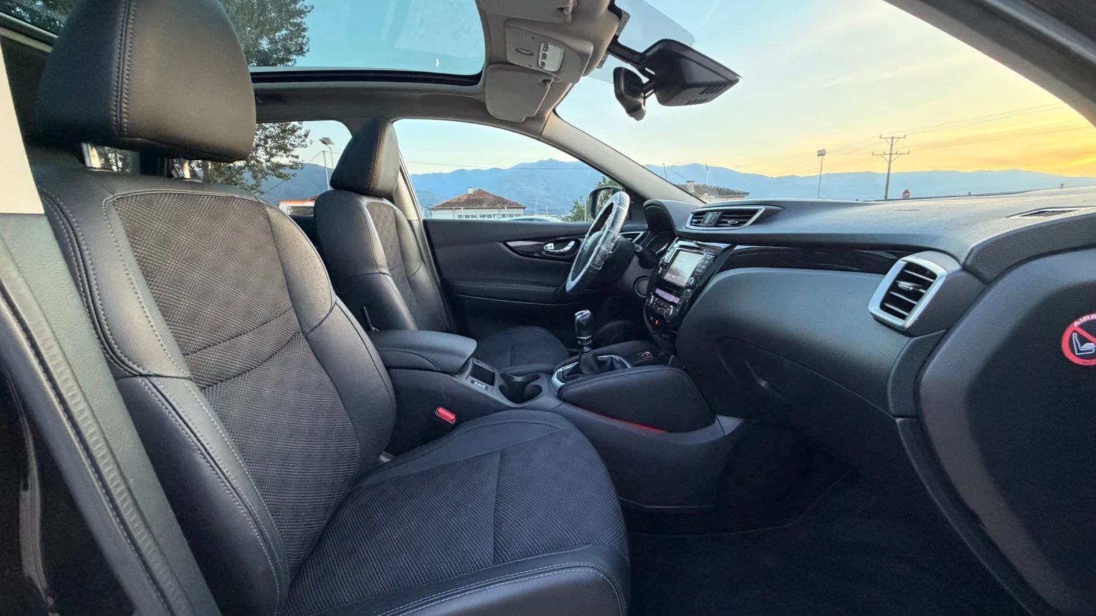 Nissan Qashqai TEKNA+ | Панорама | 360  камери , снимка 10 - Автомобили и джипове - 56250529