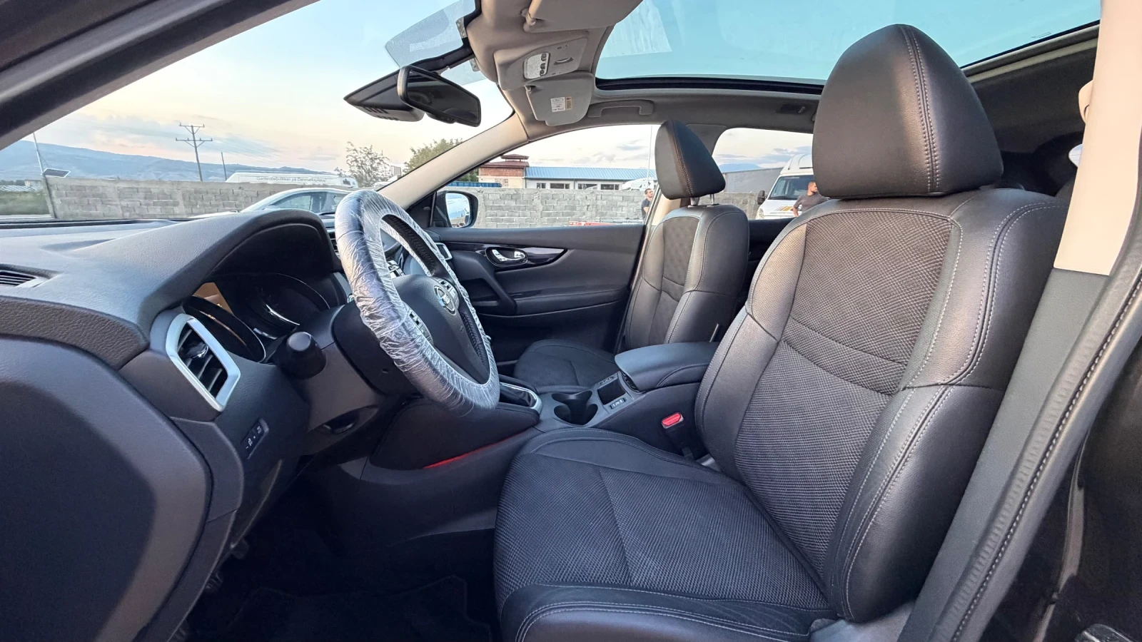 Nissan Qashqai TEKNA+ | Панорама | 360  камери , снимка 8 - Автомобили и джипове - 56250529