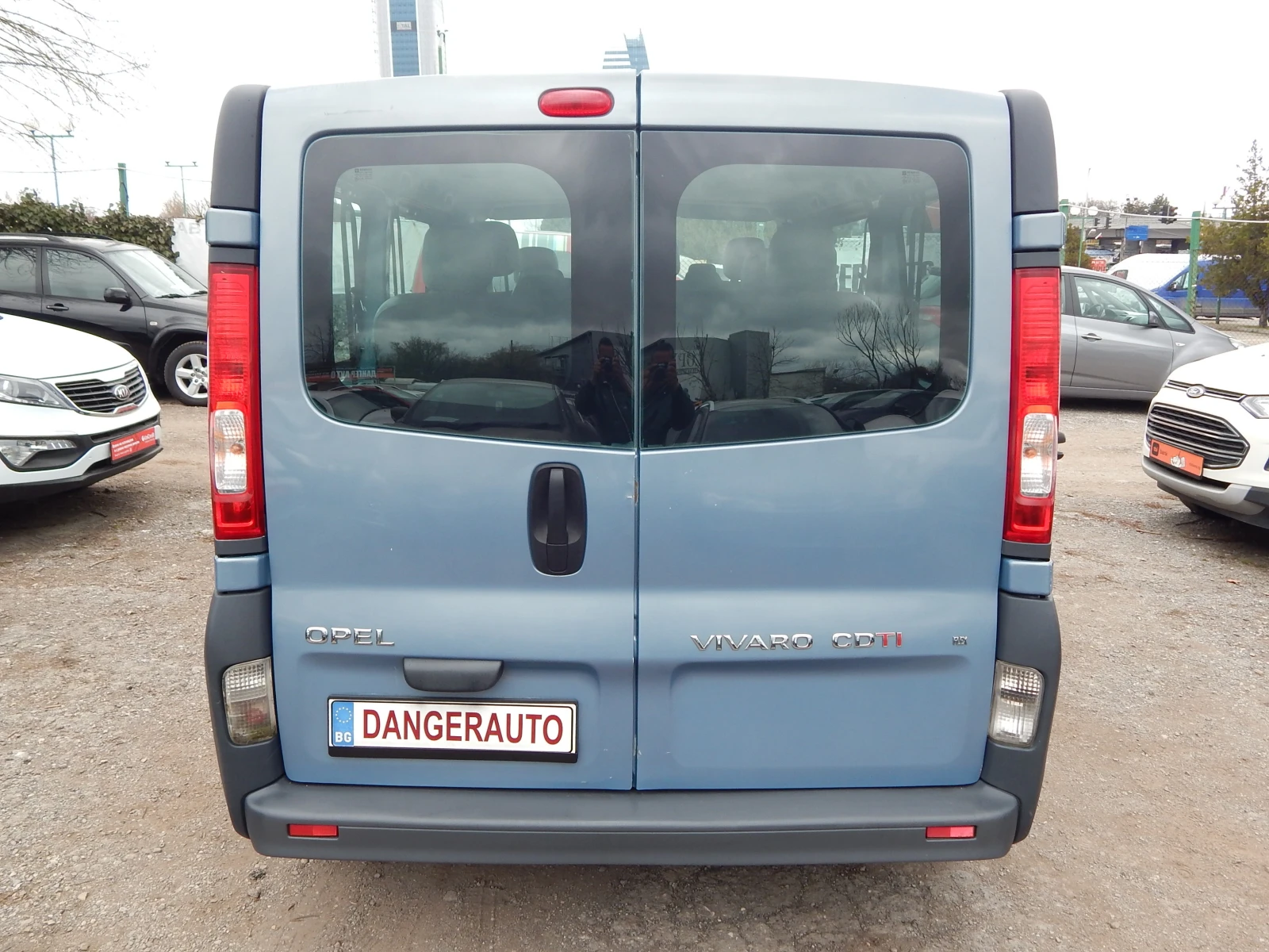 Opel Vivaro 2.0CDTI* 9места* МАХI* , снимка 5 - Бусове и автобуси - 53943372