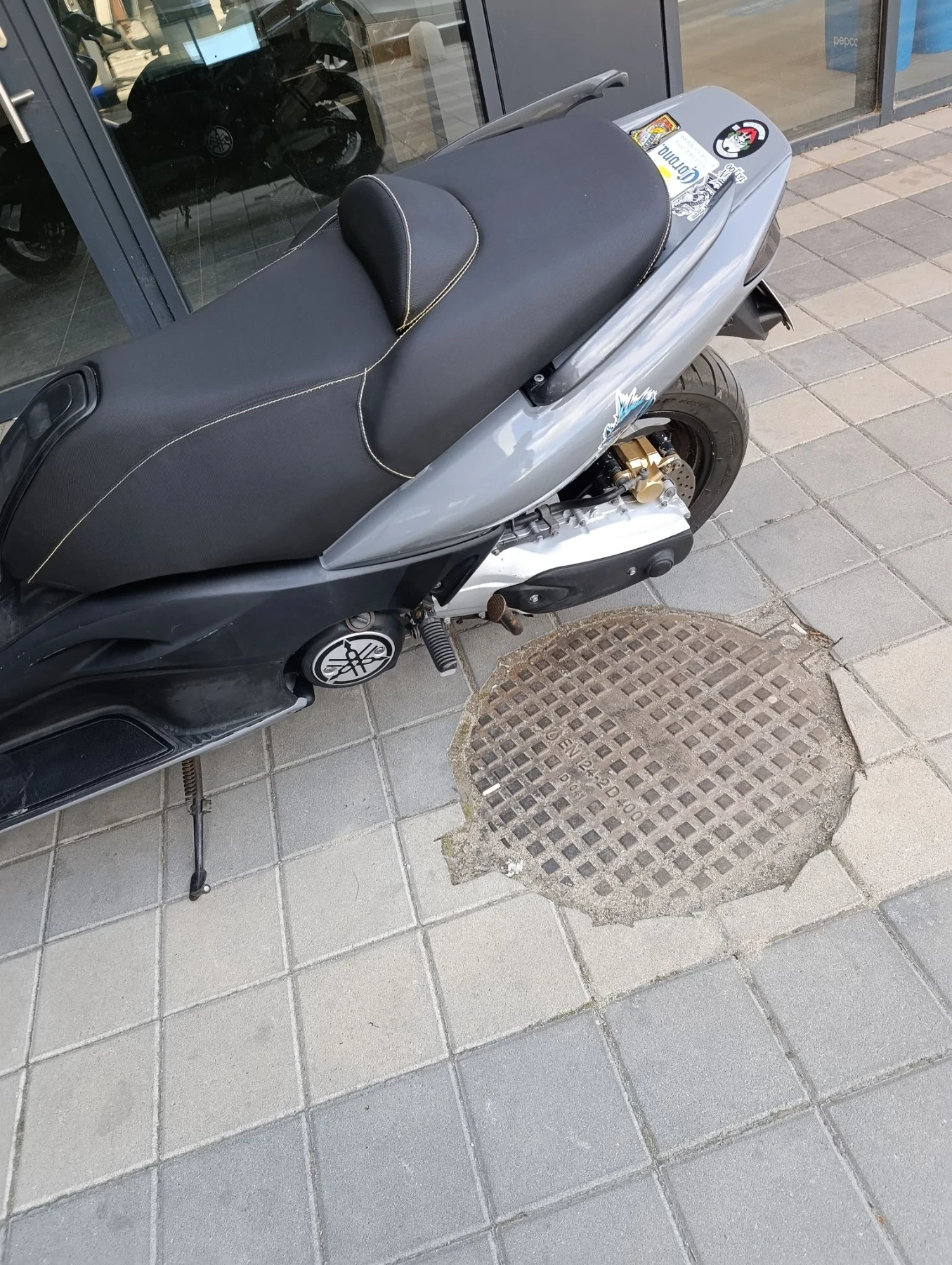 Yamaha T-max, снимка 12 - Мотоциклети и мототехника - 55677949