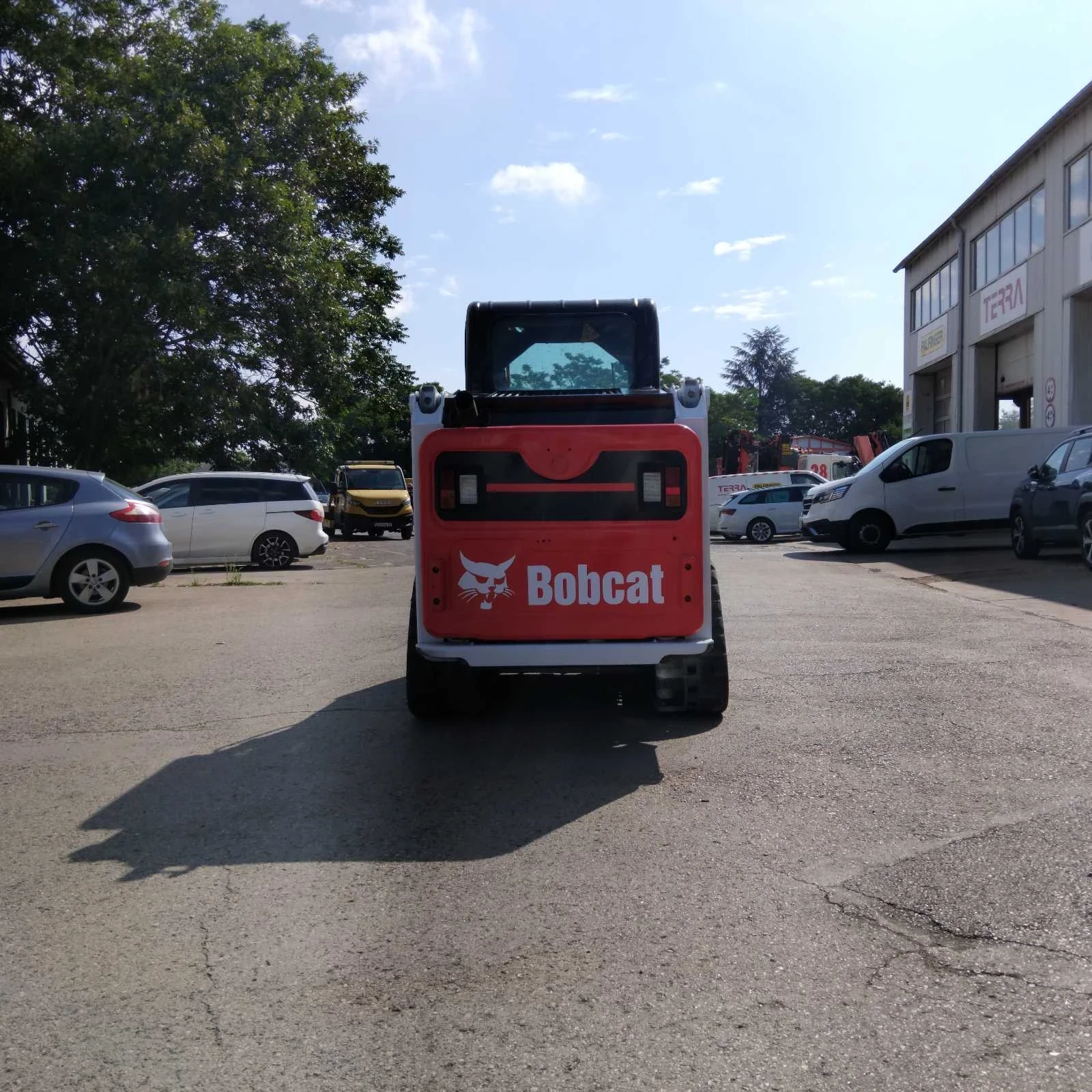 Мини челни товарачи Bobcat T450 - изображение 5