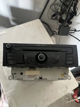 Мултимедиен интерфейс Audi Concert 2009, снимка 1