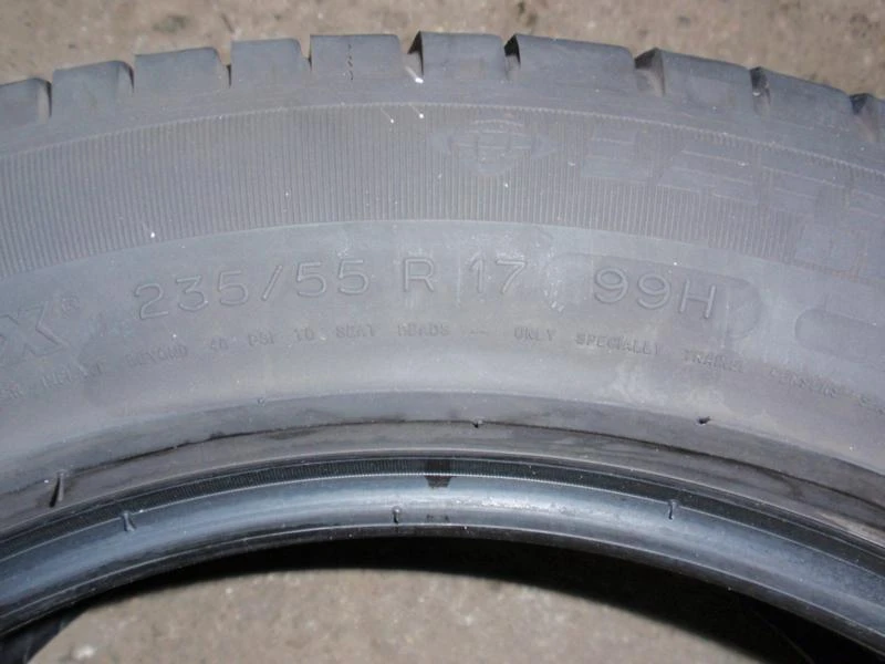 Гуми Летни 235/55R17, снимка 14 - Гуми и джанти - 7285340