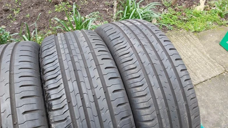 Гуми Летни 215/60R16, снимка 5 - Гуми и джанти - 27927054