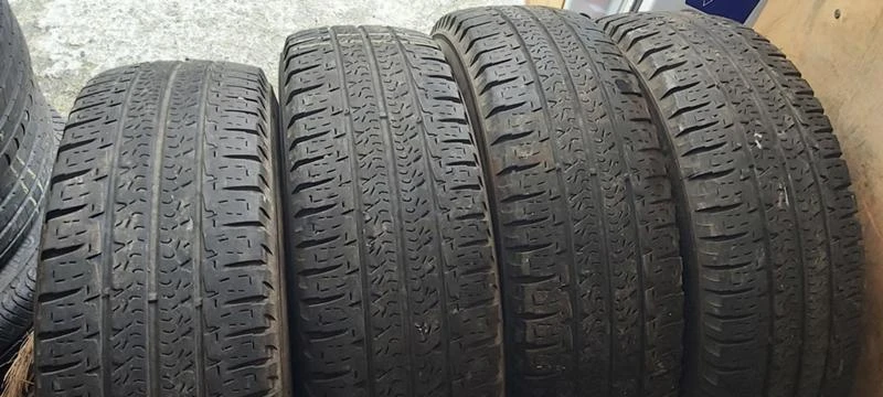 Гуми Летни 225/75R16, снимка 1 - Гуми и джанти - 35130701