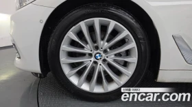 BMW 520, снимка 5