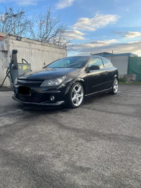 Opel Astra H GTC, снимка 2