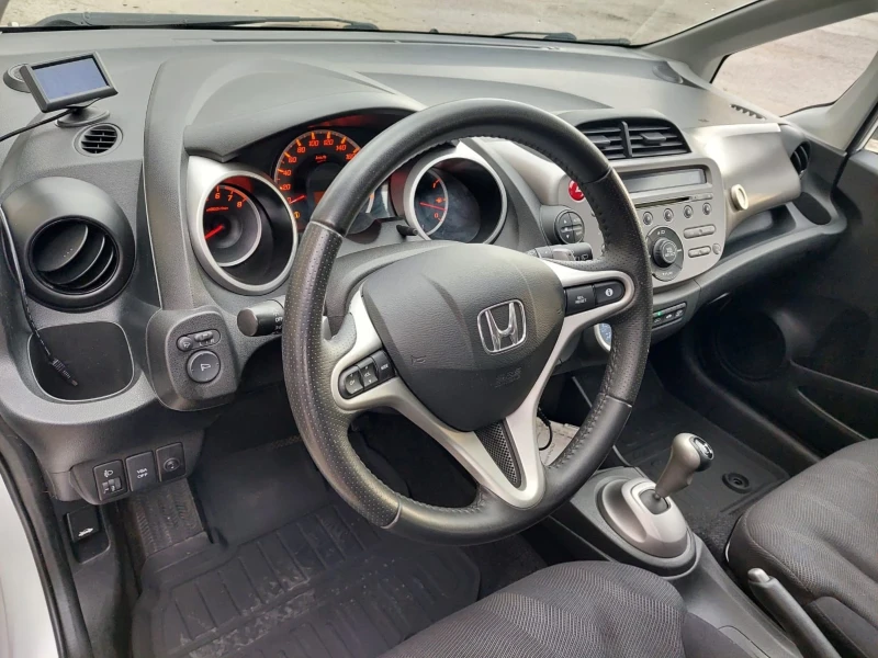 Honda Jazz 1.4 AUTOMAT 114000км, снимка 10 - Автомобили и джипове - 48070053