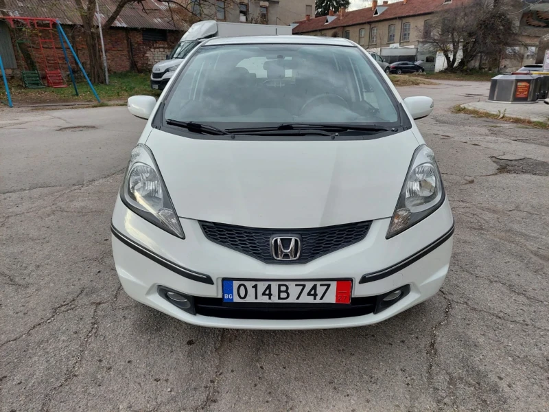 Honda Jazz 1.4 AUTOMAT 114000км, снимка 2 - Автомобили и джипове - 48070053