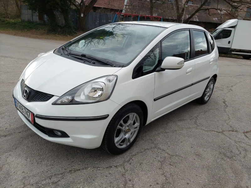 Honda Jazz 1.4 AUTOMAT 114000км, снимка 3 - Автомобили и джипове - 48070053