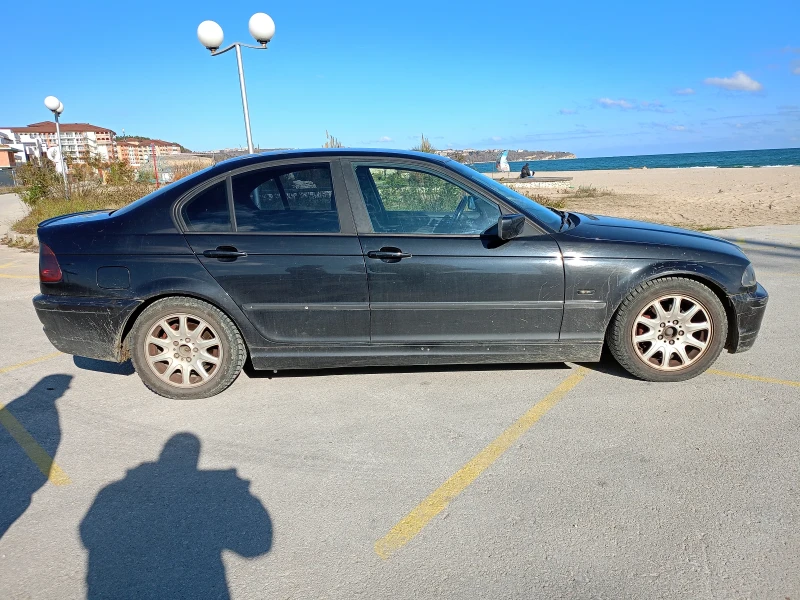 BMW 320 320D, снимка 3 - Автомобили и джипове - 48098031