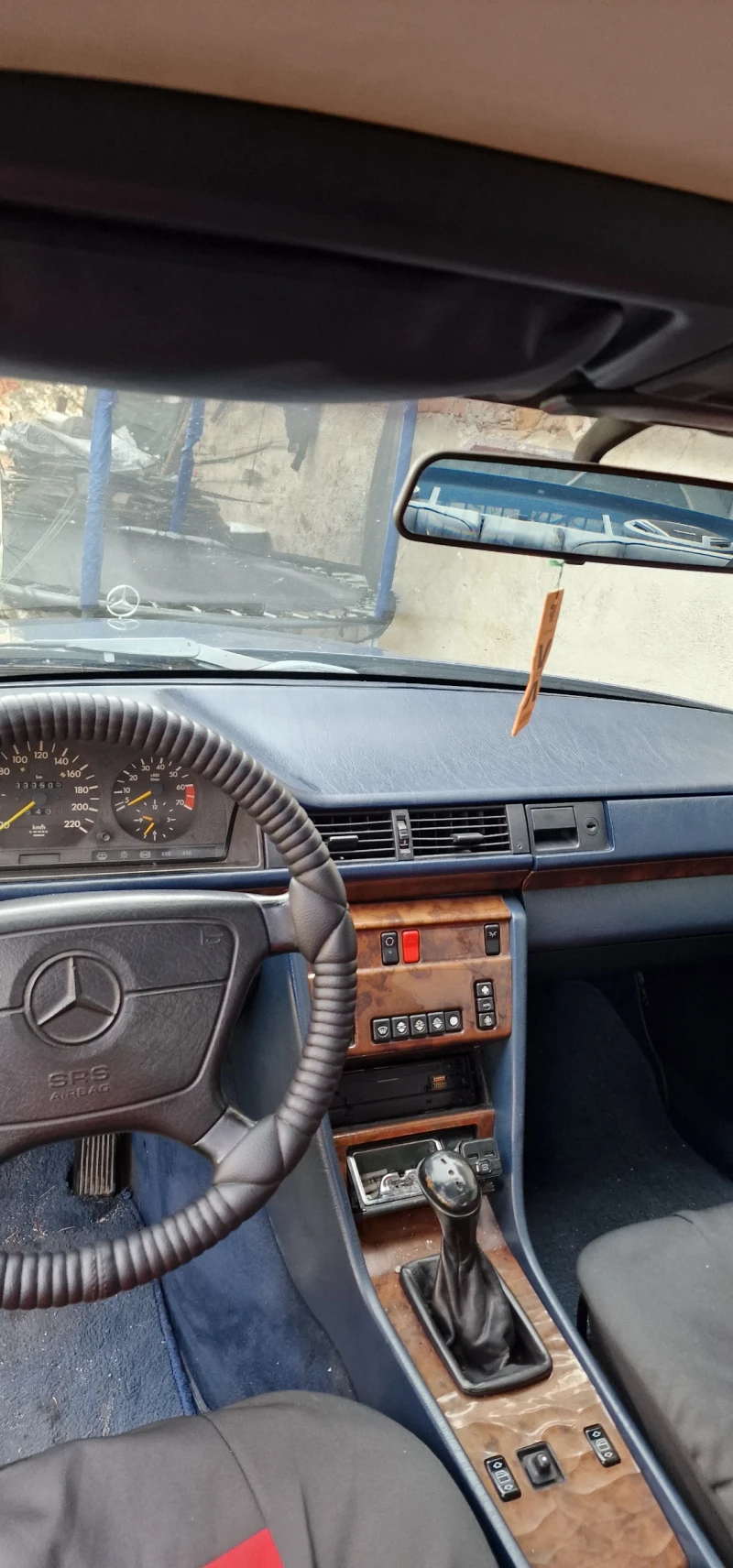 Mercedes-Benz 124, снимка 6 - Автомобили и джипове - 48152160