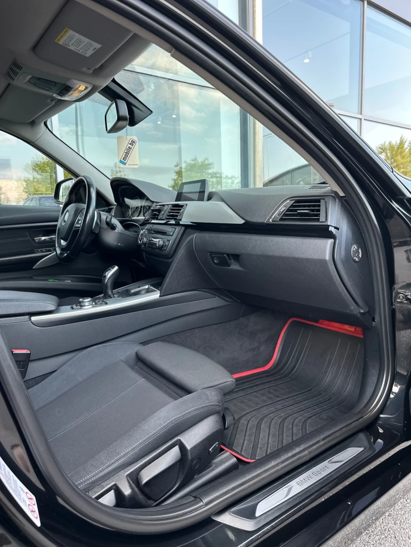 BMW 320, снимка 10 - Автомобили и джипове - 52299460