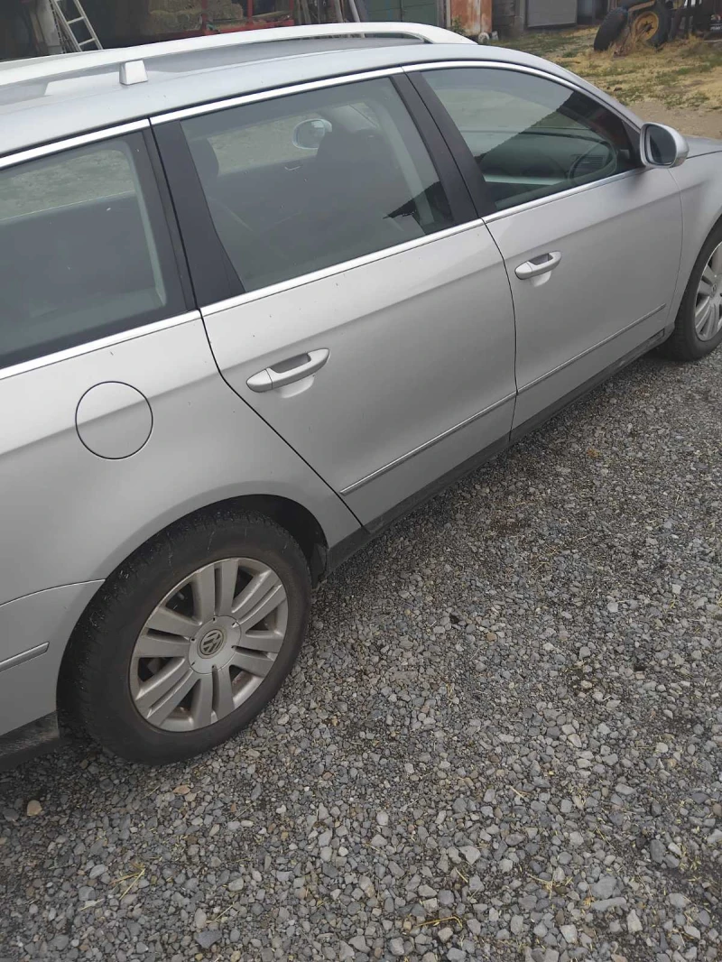 VW Passat, снимка 6 - Автомобили и джипове - 52924704