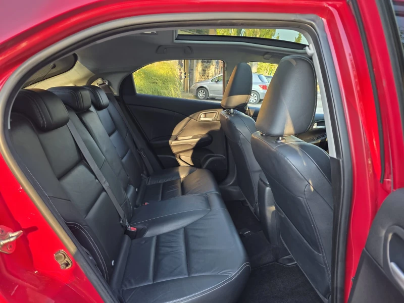 Honda Civic 2.2i-DTEC* Limited Edition* SWISS* , снимка 12 - Автомобили и джипове - 51946561