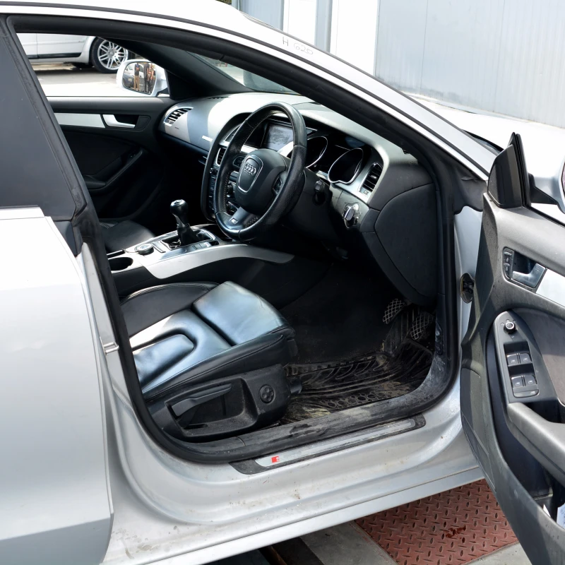 Audi A5 2.0 TDI, снимка 6 - Автомобили и джипове - 51995540