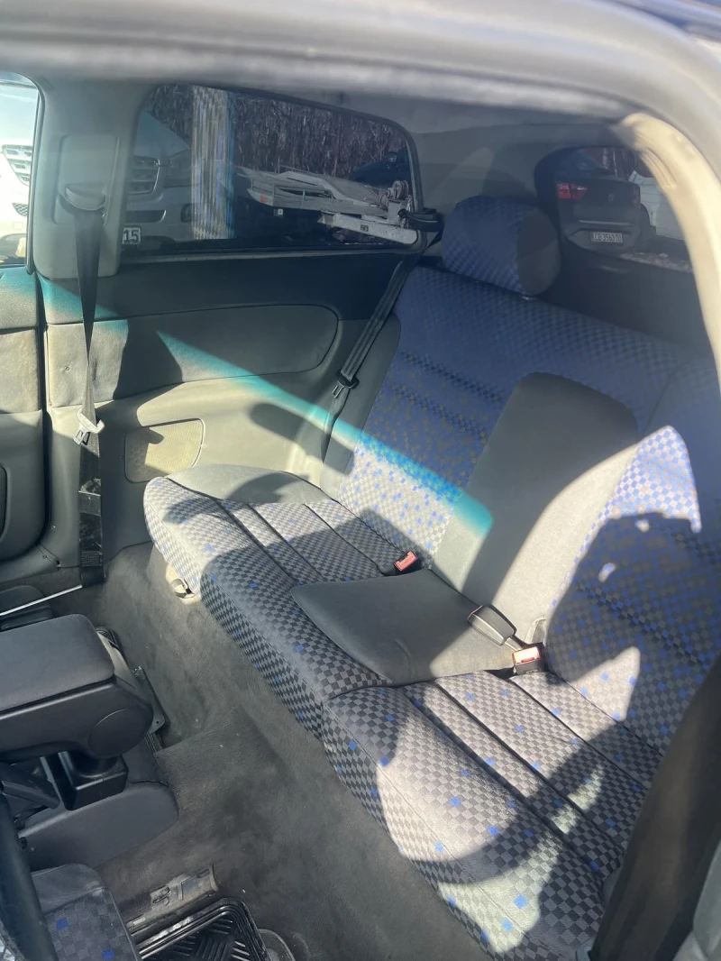 Audi A3  1.8t, снимка 5 - Автомобили и джипове - 52738272