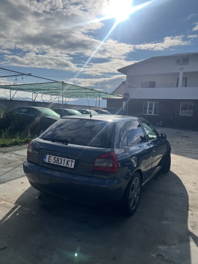 Audi A3  1.8t, снимка 3 - Автомобили и джипове - 52738272