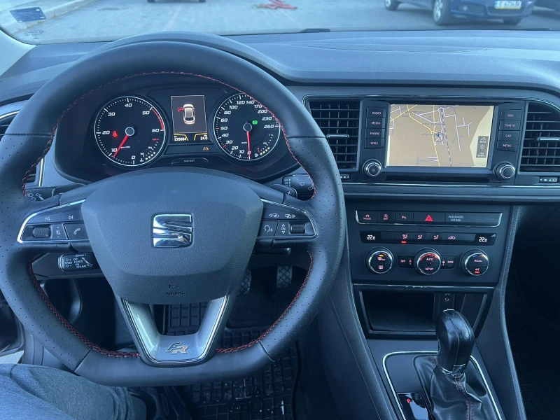 Seat Leon FR Full Led Distronic Panorama, снимка 11 - Автомобили и джипове - 52830506