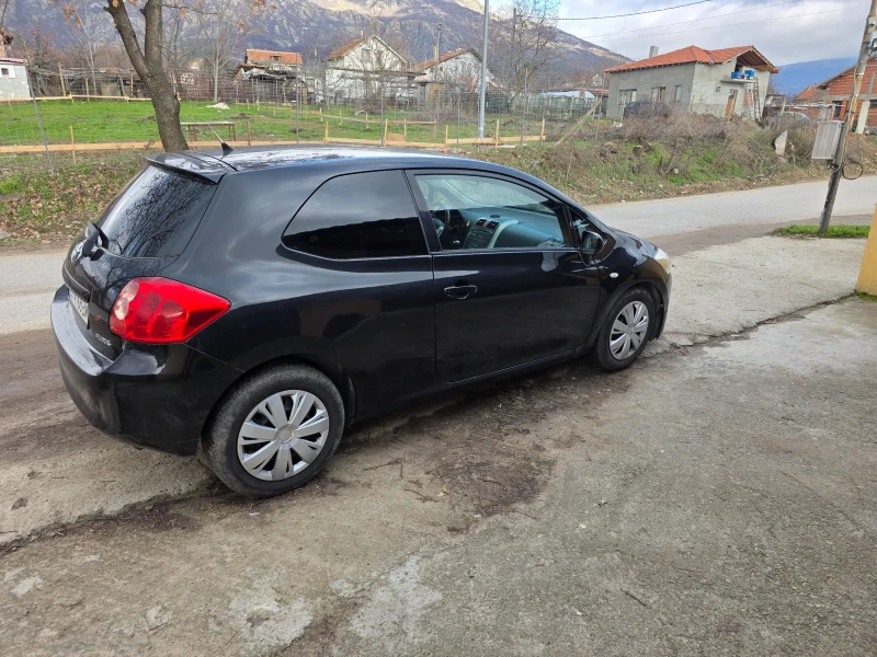 Toyota Auris 1.6 LPG , снимка 3 - Автомобили и джипове - 52910852