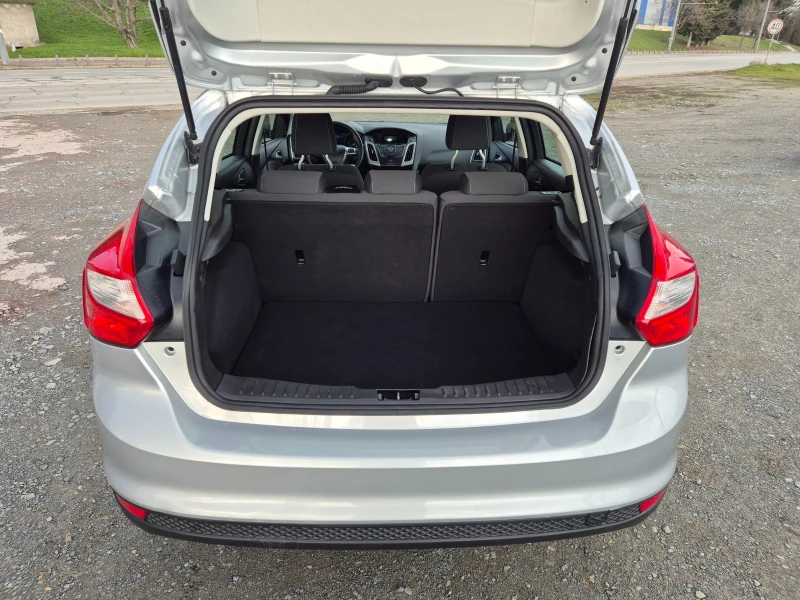 Ford Focus 1.6tdci 90кс, снимка 11 - Автомобили и джипове - 53392799