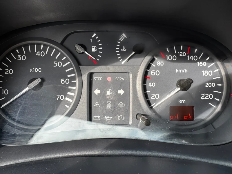 Renault Clio, снимка 10 - Автомобили и джипове - 53399741