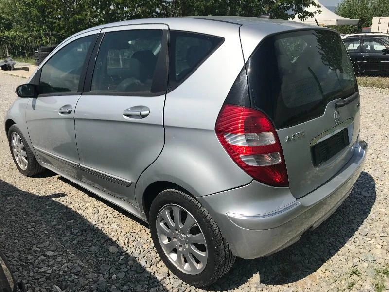 Mercedes-Benz A 200 200 CDI, снимка 3 - Автомобили и джипове - 38359933