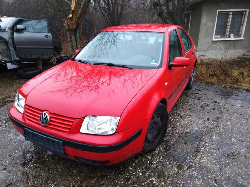 VW Bora 1.6 automatic, снимка 2 - Автомобили и джипове - 27396882