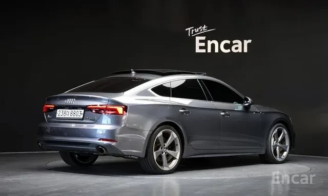 Audi A5 45TFSI PREMIUM SPORTBACK ПАНОРАМА ПОДГРЕВИ, снимка 3 - Автомобили и джипове - 55772743