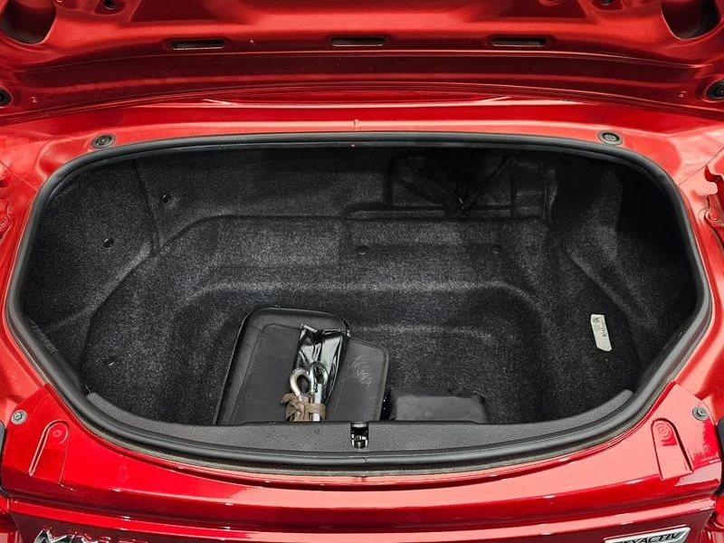 Mazda Mx-5 2.0 PE Manual КРАЙНА ЦЕНА: 26309 EUR !!!РЕАЛНА КРА, снимка 14 - Автомобили и джипове - 55970893