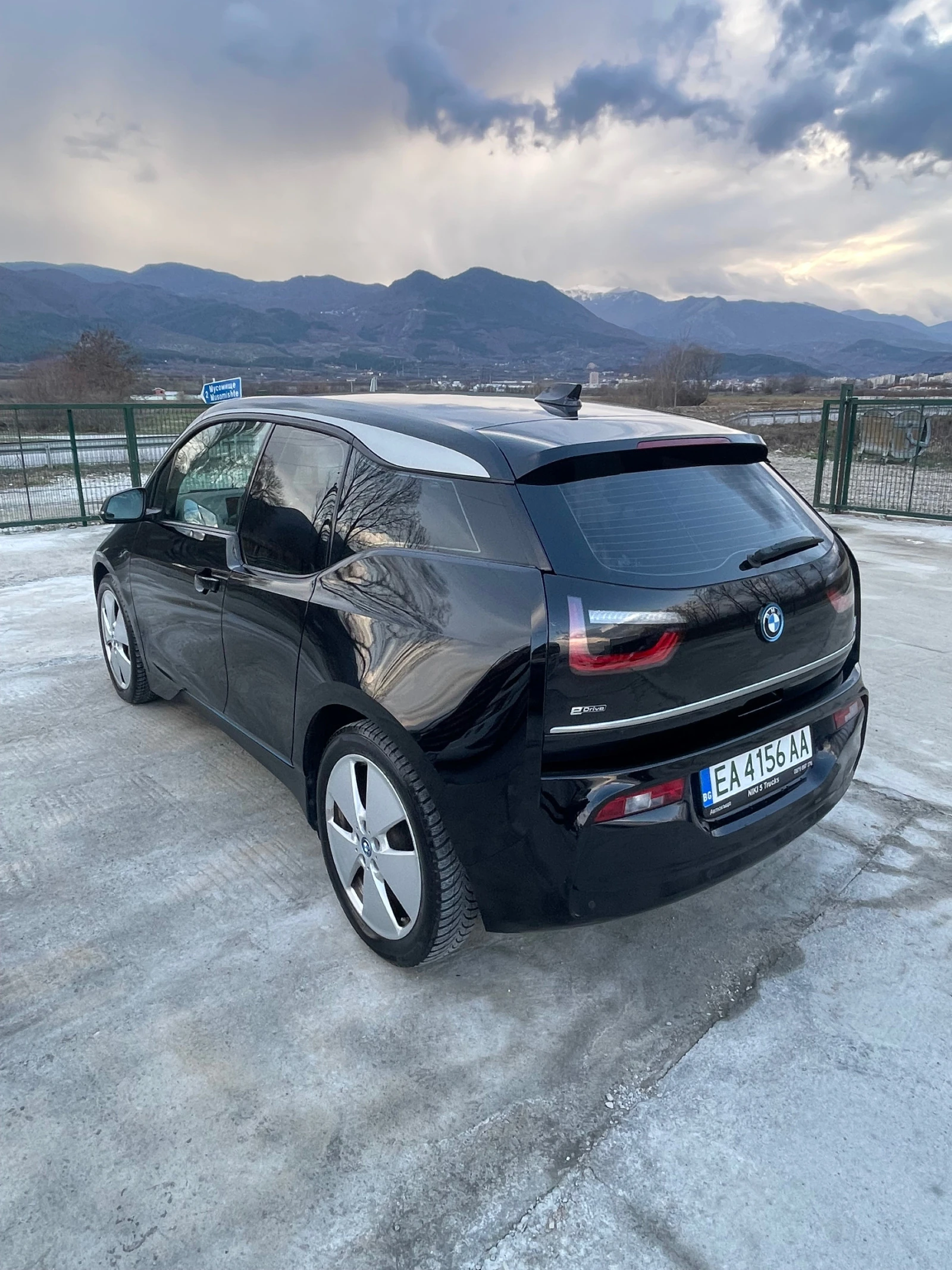 BMW i3 94 Ah  170 k.c Facelift , 43000 km, Термопомпа - изображение 8