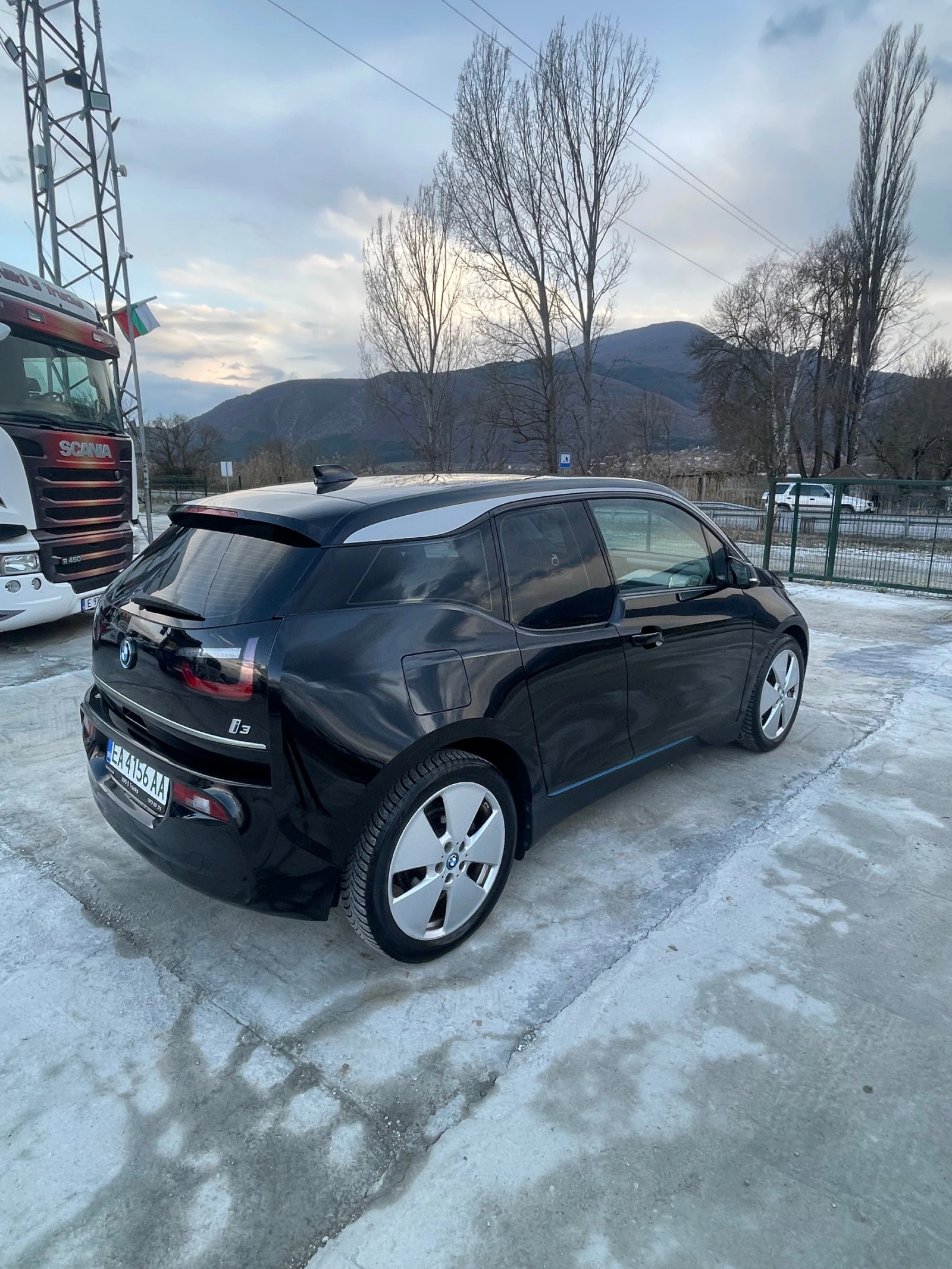 BMW i3 94 Ah  170 k.c Facelift , 43000 km, Термопомпа - изображение 6