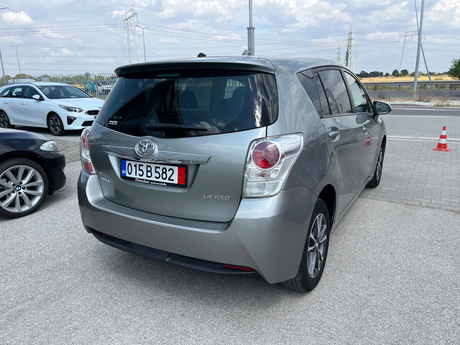 Toyota Verso 1.8 i 147k.c - изображение 5