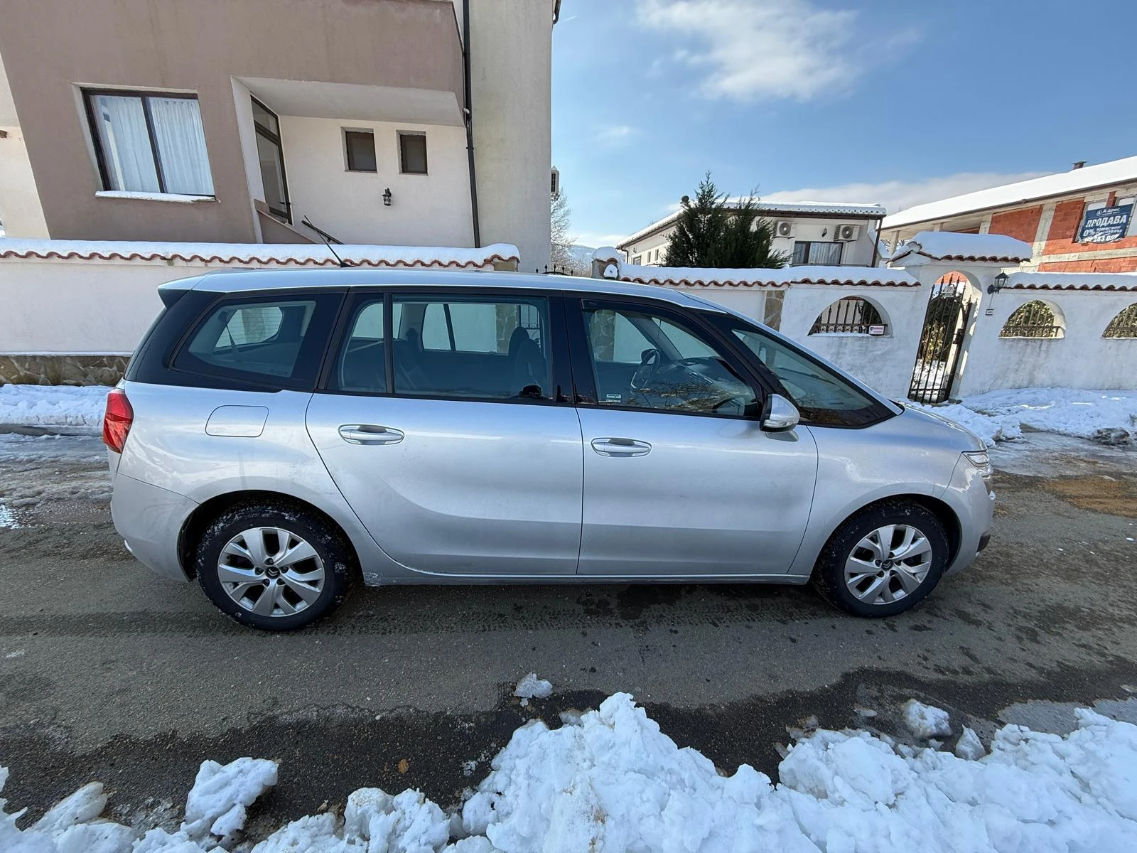 Citroen Grand C4 Picasso  - изображение 2
