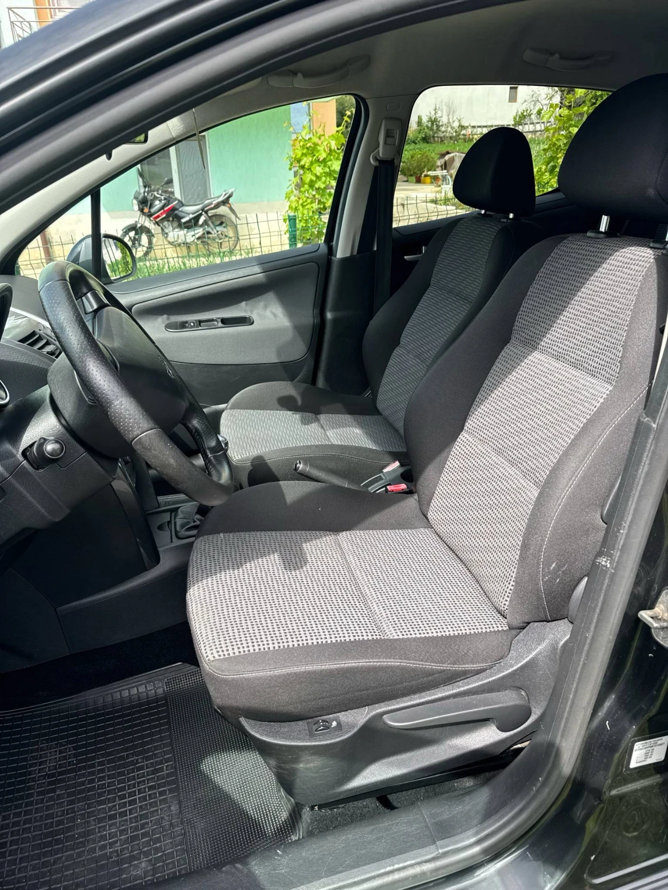 Peugeot 207  - изображение 5