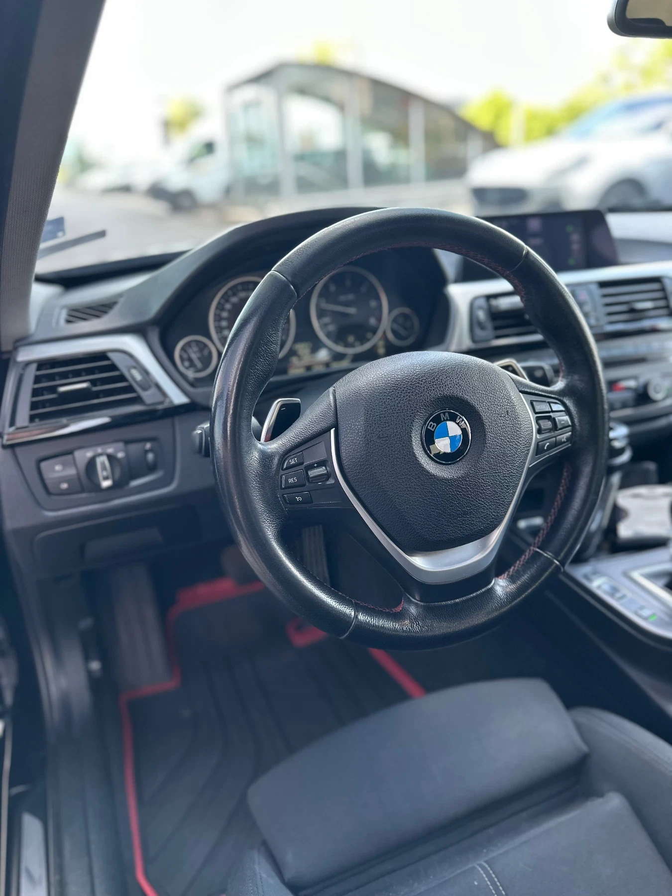 BMW 320  - изображение 6