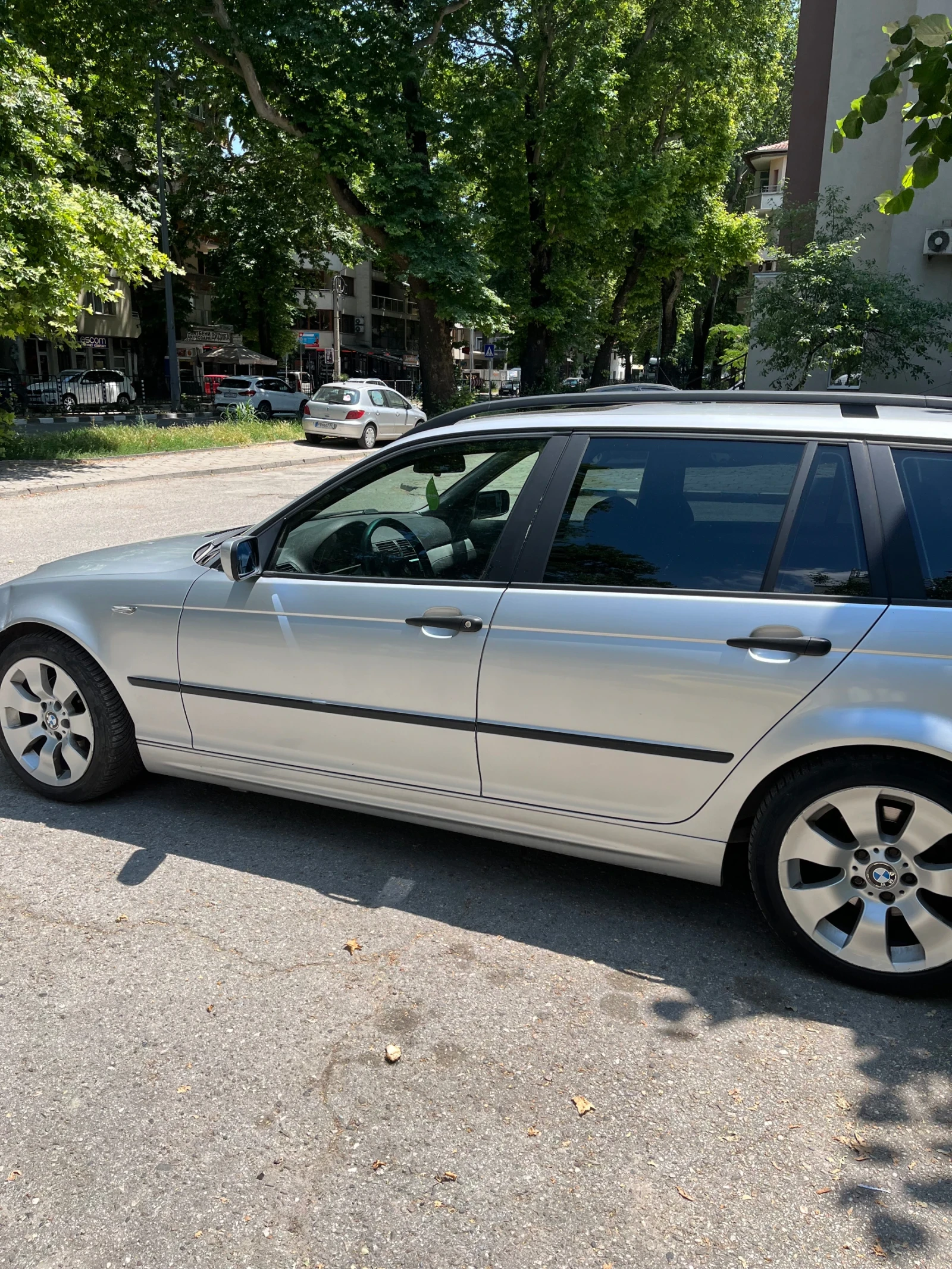 BMW 320  - изображение 4
