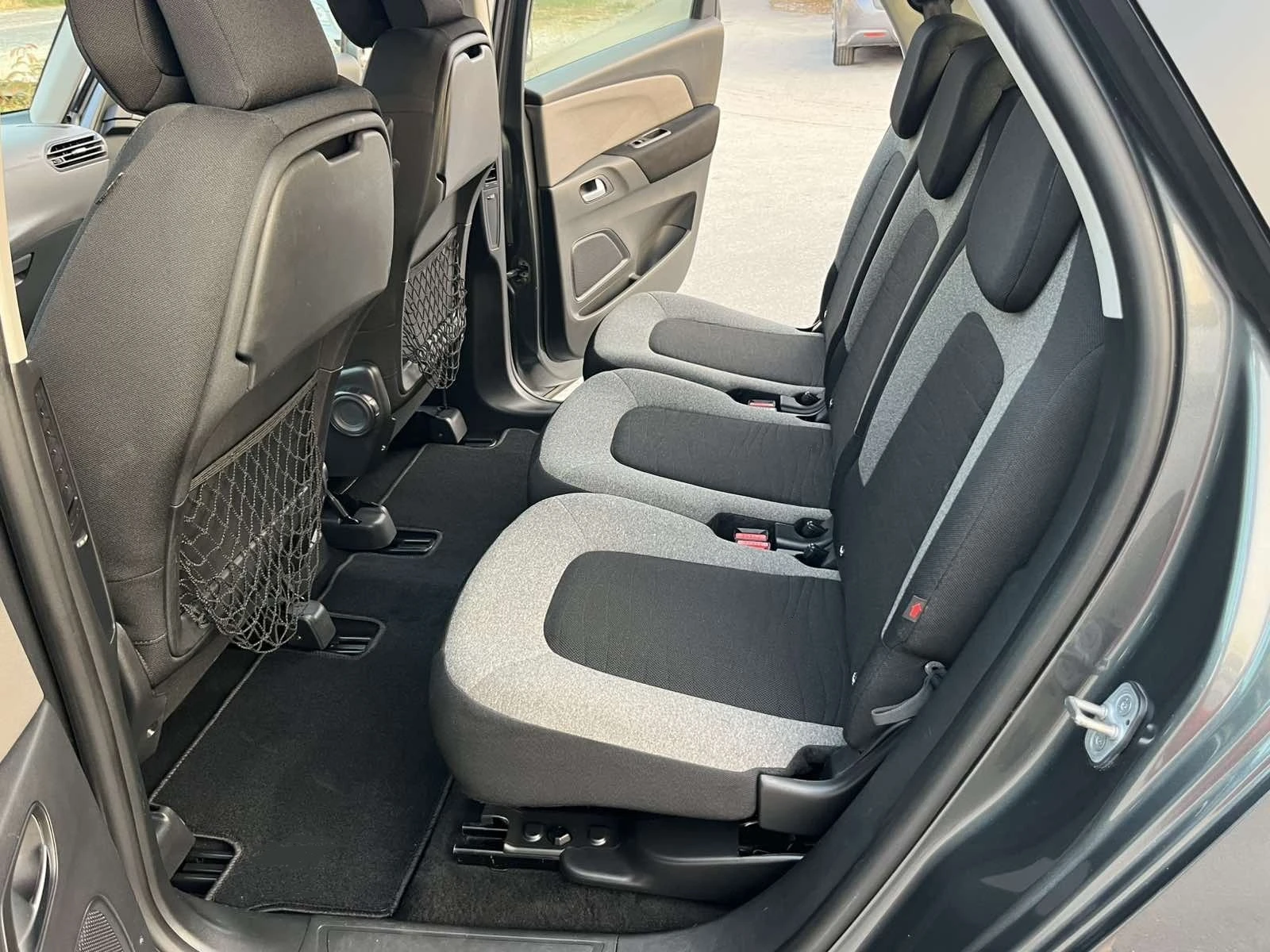 Citroen C4 Picasso 1.6HDI 120кс EURO 6B ПЕРФЕКТЕН ВНОС ИТАЛИЯ - изображение 9