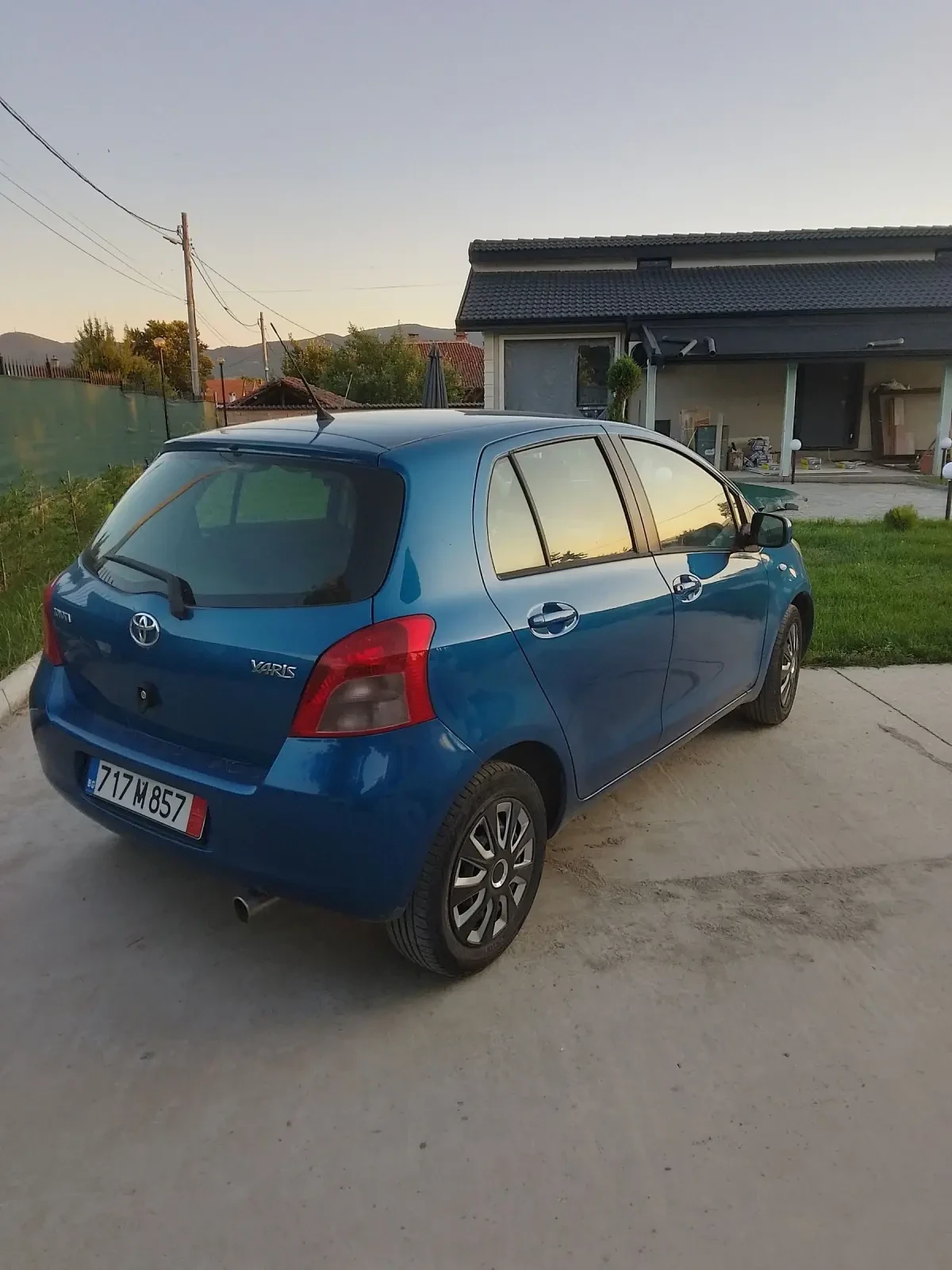 Toyota Yaris  - изображение 3