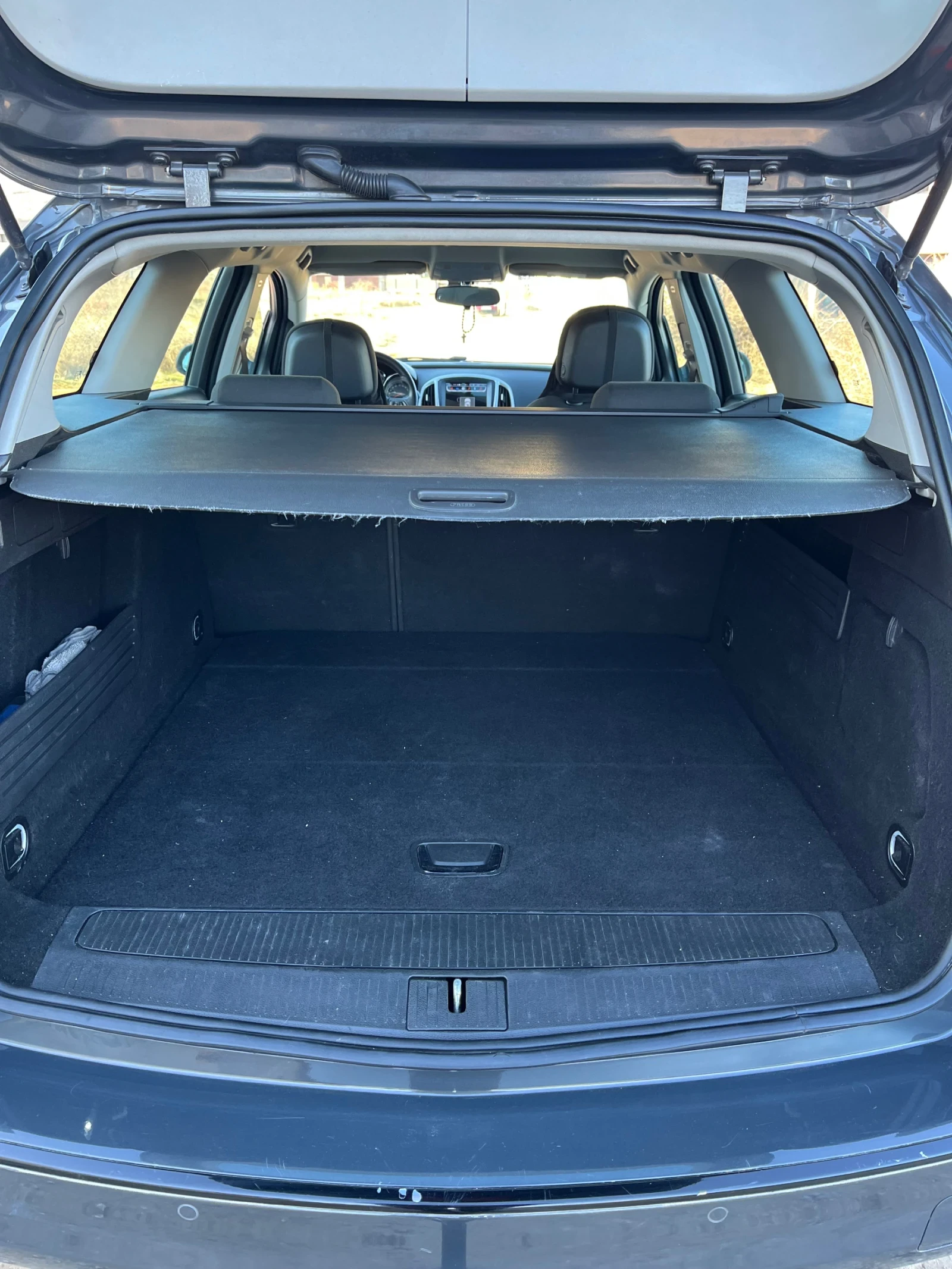 Opel Astra 1.7 DIESEL 110к.с - изображение 10