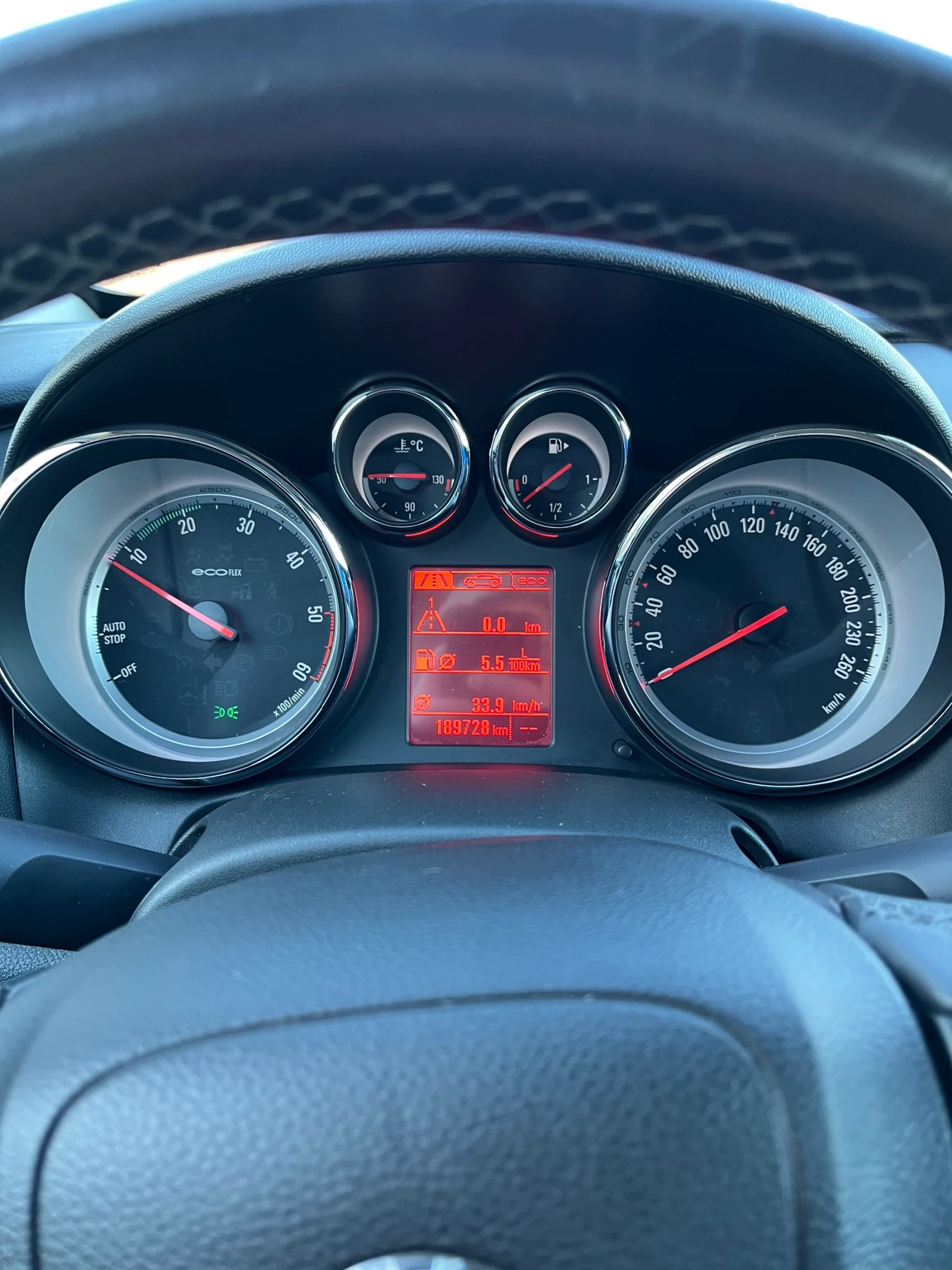 Opel Astra 1.7 DIESEL 110к.с - изображение 9