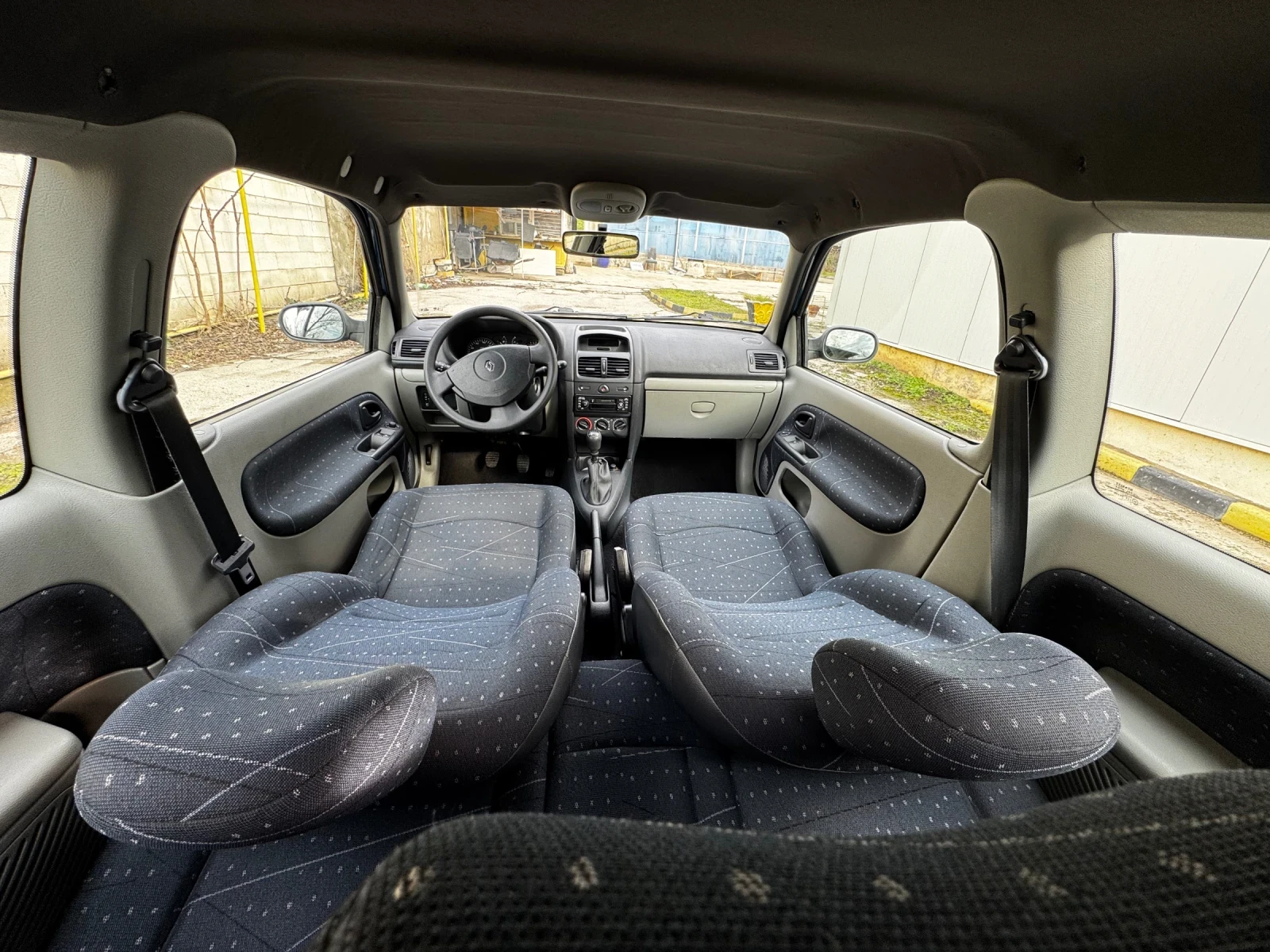 Renault Clio  - изображение 8